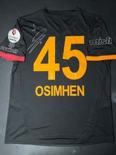 Fußballtrikot von Galatasaray Osimhen mit Originalunterschrift Für Fanatiker