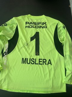 Fußballtrikot von Galatasaray MUSLERA XL Größe mit Originalunterschrift Für Fanatiker