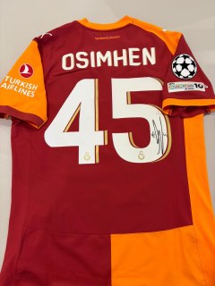 Fußballtrikot von Galatasaray Osimhen mit Originalunterschrift Für Fanatiker
