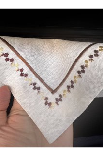 Zeren Motivstickerei und Bronze Piko Detail Creme Tischdecke - Sondermaßfertigung