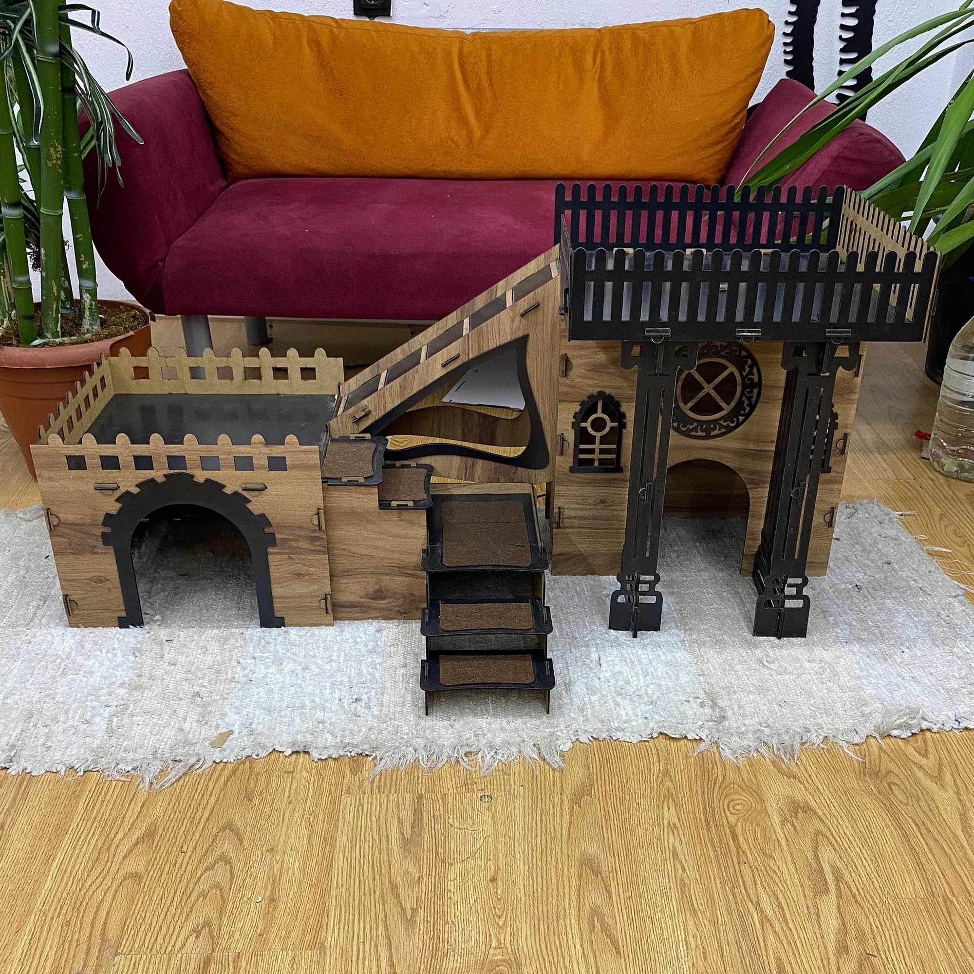 Triplex Kaninchenhaus mit Terrasse – 3-stöckiges Holzhaus mit Brücken & Rampen für bis zu 4 Kaninchen – Inkl. Kissen – Großes Spielhaus für Innenbereich (Weiß-Walnuss, N) – Bild 6